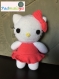 Peluche hello kitty fait au crochet à la main - blanc & rose