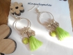 Boucles d'oreilles anneau argenté,pompon vert anis, sequin émaillé vert, coeur argenté, chic et tendance, bohème, bijoux création unique