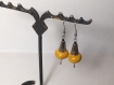 Boucles d'oreilles céramique raku style tibétain jaunes