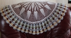 Grand napperon de guéridon, centre de table ronde au crochet ou décor d'abajour