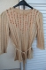 Joli pull tunique en lurex brillant or garni de sequins cuivre avec ceinture 