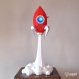 Projet diy papercraft: sculpture de la fusée qui décolle