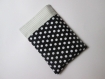 Protège livre de poche, mini tablette tactile tissu glamour rayé blanc/gris et noir à pois blanc 