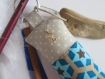 Porte-clés - bijoux de sac coussin tissu bleu et beige