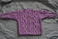 Veste 6 mois irlandaise violette tricotée main