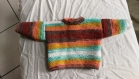 Pull naissance multicolore tricoté main