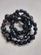 Collier en perles de papier recyclé noir, longueur  67cm. 