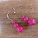 Boucles d’oreilles pendantes en papier recyclé rose, support en métal argenté. pendants pour oreilles percées longueur totale 6.5 cm