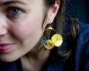 Boucles d'oreilles créoles fleuries* trio de fleurs* madras/ tissu japonais/ papier jaune