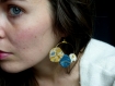 Boucles d'oreilles créoles fleuries* trio de fleurs*  liberty jaune/ crème et doré/ bleu