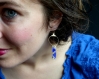 Boucles d'oreilles* plastique fou* minimalisme* bleu/ doré* graphiques