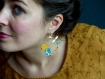 Boucles d'oreilles créoles fleuries* couronnes de fleurs* moutarde/ turquoise