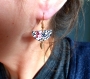 Boucles d'oreilles dessinées à la main* demi-lune* mini* liberty rose