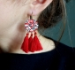Boucles d'oreilles en plastique fou* liberty* trio de pompons* rouges