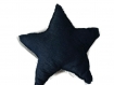 Coussin étoile en coton stretch jean foncé – décoration de chambre