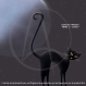 Carte postale « lautrec » illustrée d’un chat noir gambadant sur les toits sous la pleine lune