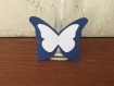 20 marques places papillon bleu marine et blanc   mariage