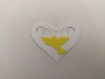 Scrapbooking   100  confettis coeur  ajouré  blanc  colombe  jaune    mariage                                                                                                                                                                            