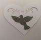 Scrapbooking   100  confettis coeur  ajouré  blanc  colombe grise  mariage                                                                                                                                                                            