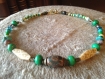 Collier bohème chic ethnique en perles du ghana, os, pierres semi précieuses turquoise, malachite, agate