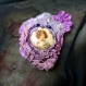 Broche textile image,  mignonne à la violette