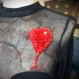 Bijoux en tissus -broche coeur, grand coeur rouge, broche en tissus
