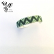 Bracelet vert et blanc en perles miyuki sur manchette - tissage peyote -