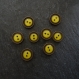 8 très jolis boutons vintage ronds jaunes avec cerclage en bronze - 14 mm