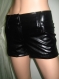 Short leather pants
