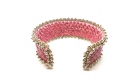 Bracelet manchette imitation cuir rose  et perles de verre brodées 