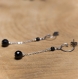 Boucles pendantes en titane pur et perles noires en onyx  - boucles d'oreilles hypoallergéniques sans nickel - fermoirs en titane pur