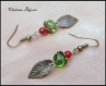 Pendientes hoja bronce y cristal facetado verde perlas rojo 9x48mm