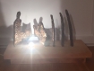 Lampe crèche la nativité : lampe à poser faite main en papier mâché et bois. figurines mobiles