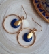 Boucles d'oreilles anneau doré et émail bleu marine