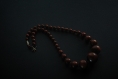 Collier chute de perles en bois / chocolat (réf : 9082)