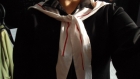 écharpe/foulard style écolier coréen/chinois.