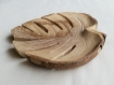 Coupe en bois en forme de feuille de philodendron