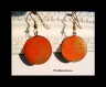 Boucles d'oreille émaillage fait main perle médaille plaque émaux orange saupoudré de doré vernis brillant de 2 cm de diamètre 