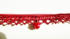 Bracelet dentelle rouge bordeaux et ruban organza rouge bordeaux, perle en verre nacré rouge et fermoir aimanté couleur 