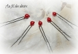 5 pics à chignon avec perle en verre de couleur rouge - spécial mariage 
