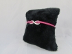 Bracelet " infini, suédine rose ", avec tour de poignet réglable - ref bs022 