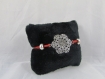 Bracelet " fleur en dentelle, suédine rouge ", avec tour de poignet réglable - ref bs024 
