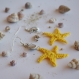 Boucles d'oreille étoile de mer jaune au crochet 