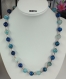 Collier en agate teintée bleue,pierre de confiance en soi,perles 8 mm et perles tonneau argent du tibet 