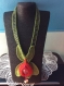 Chic et élégant collier de coquillage décor au croche de acrylique et petites perles modèle unique 