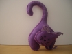 Chat violet à accrocher sur une porte ou autre 