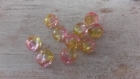 Lot de 10 perles craquelés transparentes rose et jaune 