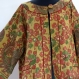 Manteau femme safran, vert et rose en coton imprimé kalamkari 