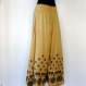 Pantalon ample papillon en viscose beige, imprimé motifs ethniques noirs , élastiqué à la taille 