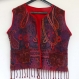 Gilet court sans manches femme en pure laine et coton uni rouge, dessins éthniques 